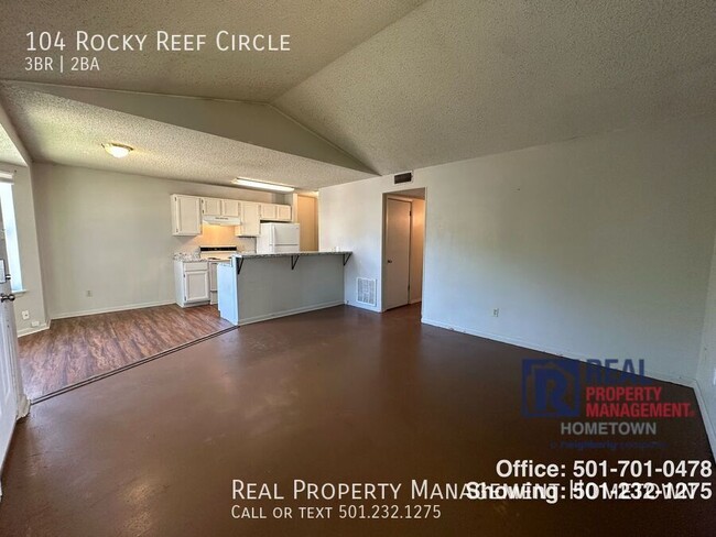 Building Photo - 104 Rockyreef Cir