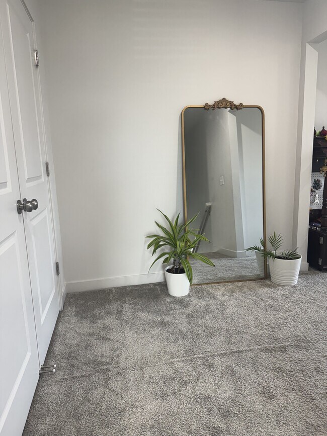 Building Photo - 11502 S Hollybrook Loop