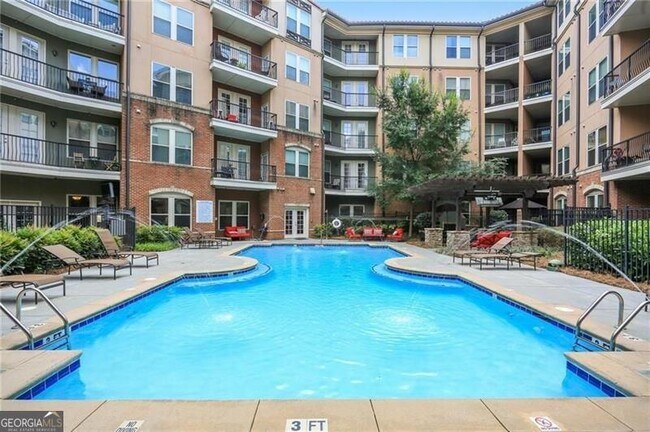 Building Photo - 901 Abernathy Rd NE
