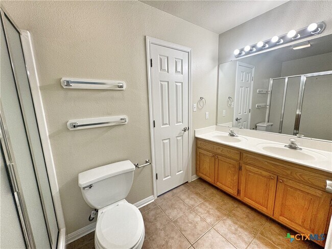Building Photo - 2062 N Ranch Estates Blvd