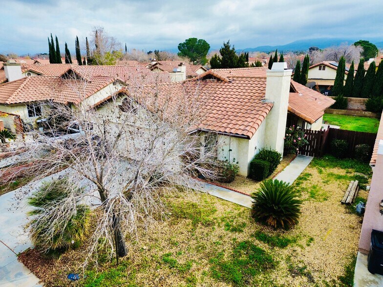 Building Photo - 3220 E Avenue S2