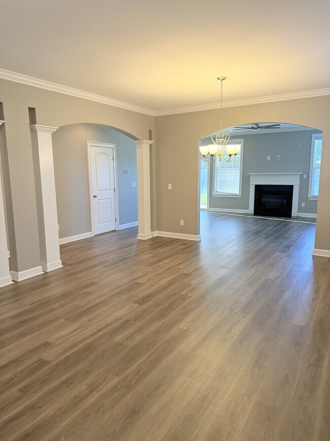 Building Photo - 29873 Copper Run Dr