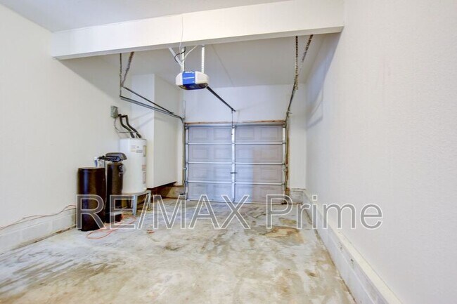 Building Photo - 2513 Masi St