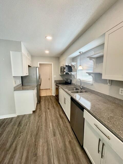 Building Photo - 815 Boulevard De L'Orleans