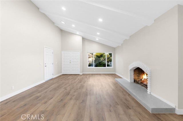 Building Photo - 596 Vista Rambla