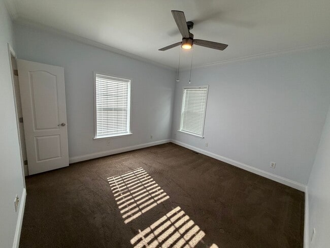 Building Photo - 3500 Van Slyke Rd