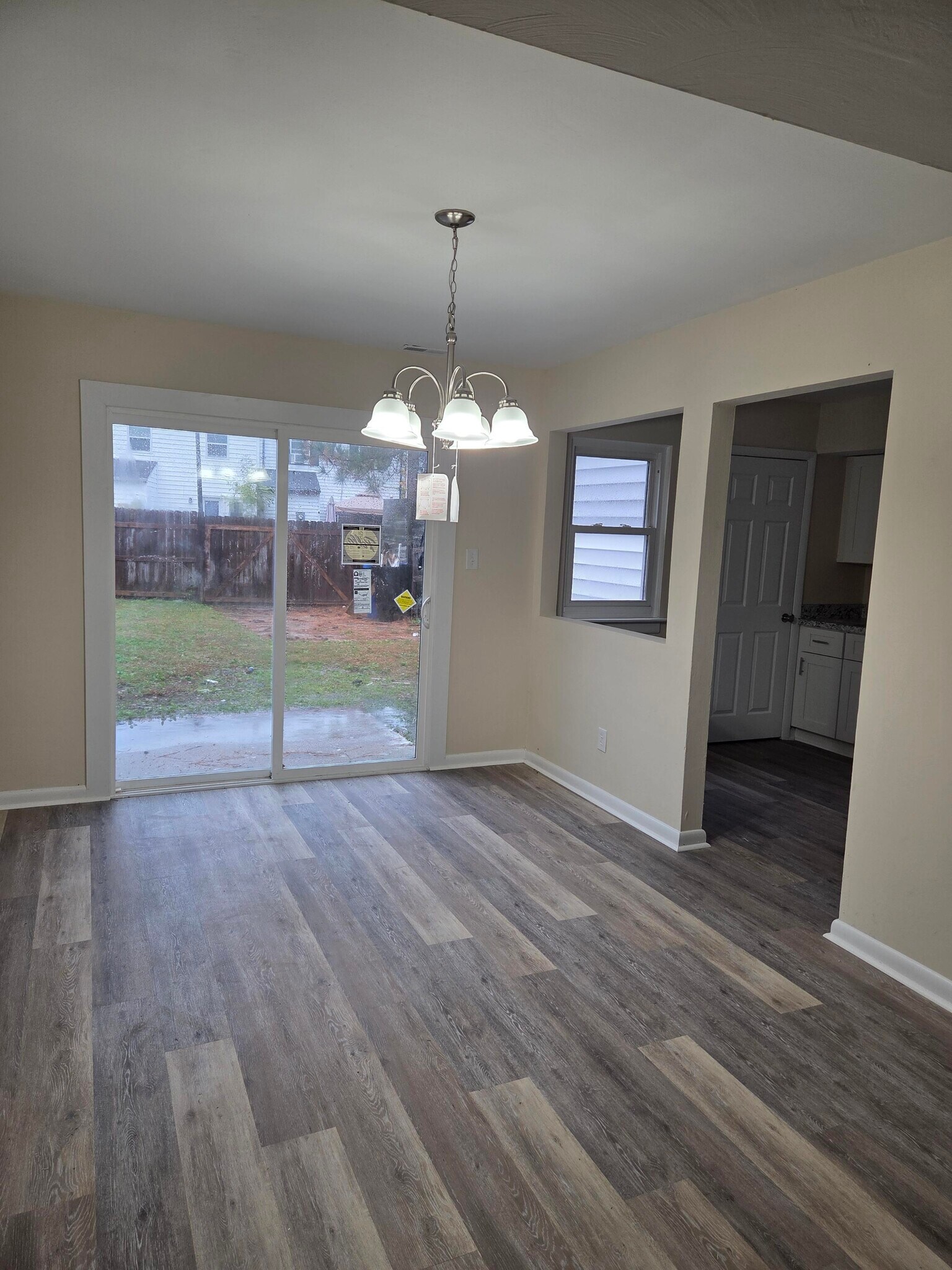 Building Photo - 614 Redkirk Ln