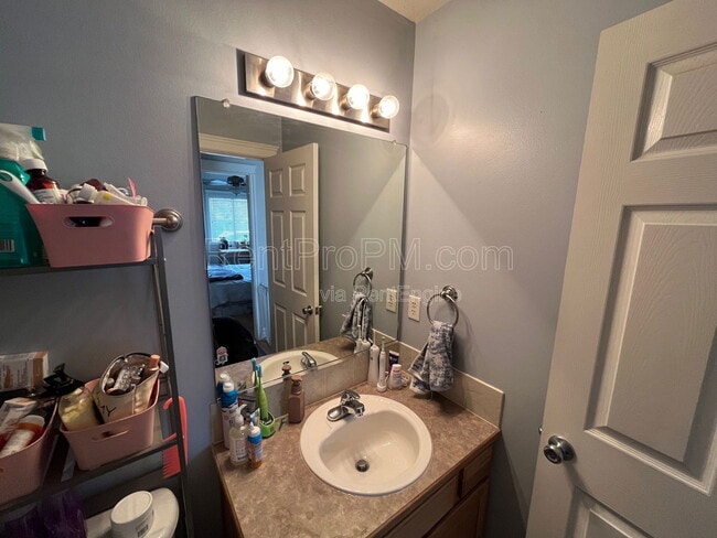 Building Photo - 4015 Berwick Ln