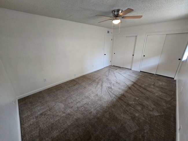 Building Photo - Spacious 3-Bedroom, 2-Bathroom Home on a Corner Lot