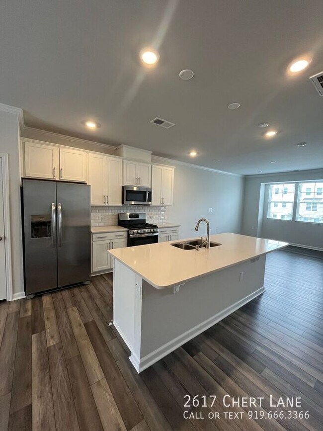 Building Photo - 2617 Chert Ln