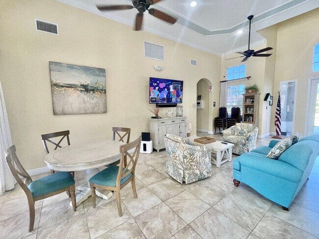 Building Photo - 3+ Bedroom quality built home in desirable...