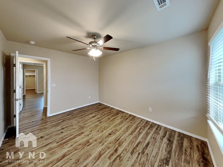 Building Photo - 2101 Misti Woods St