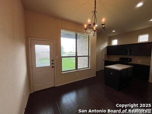 Building Photo - 522 Creekside Cir