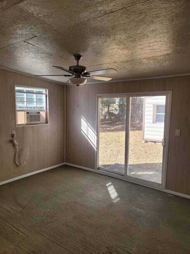 Building Photo - 511 Octave St