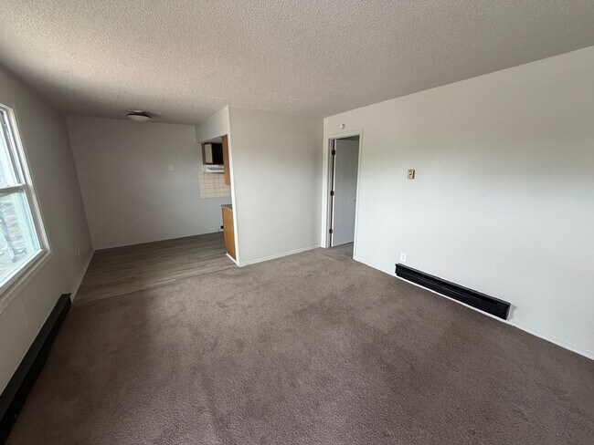 Building Photo - 115 Jerome Ln