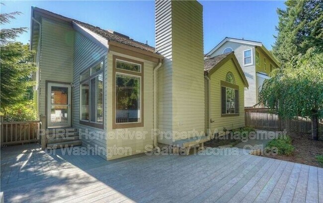 Building Photo - 6109 83rd Ave W