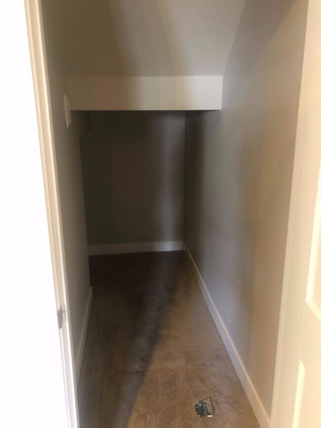 Building Photo - 20132 Reed Ln