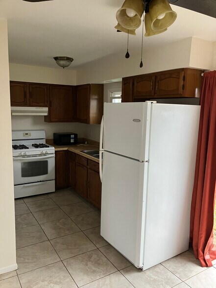 Building Photo - 31 North St