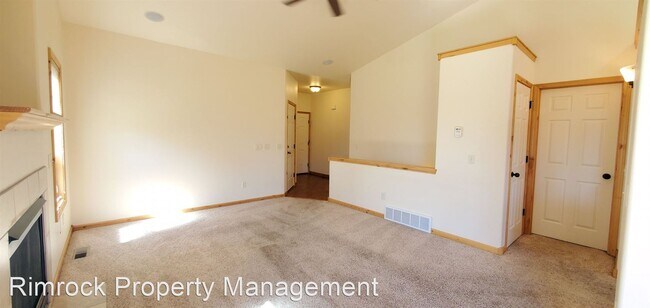 Building Photo - 3 br, 2 bath House - 5820 Kit Ln. S.