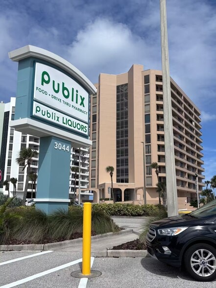 Building Photo - 3023 S Atlantic Ave