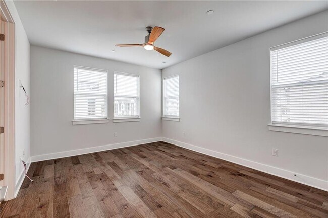 Building Photo - 4600 Freedom Dr