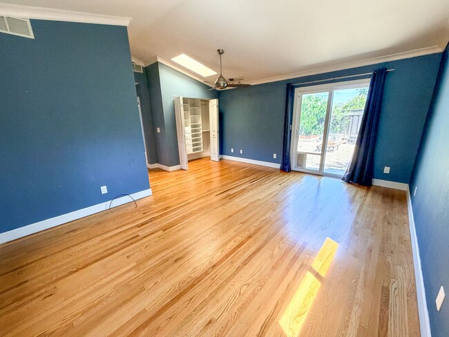 Building Photo - Spanish Style Home in Livermore Available Now!
