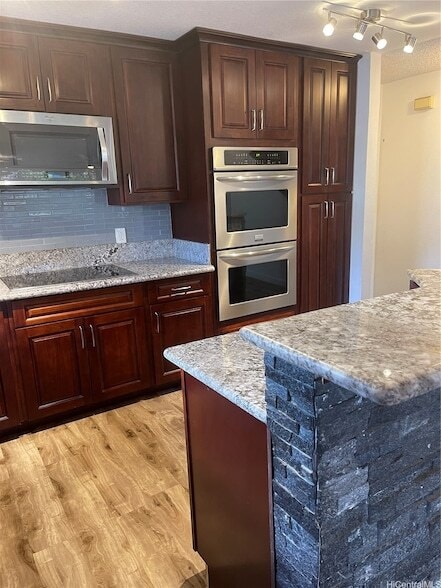 Building Photo - 91-1091 Aawa Drive Unit