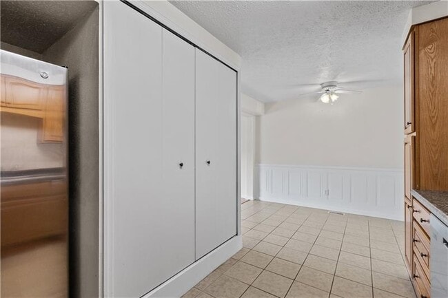 Building Photo - 117 Alpine Village Dr