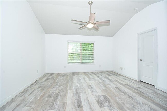 Building Photo - 162 Townview Dr