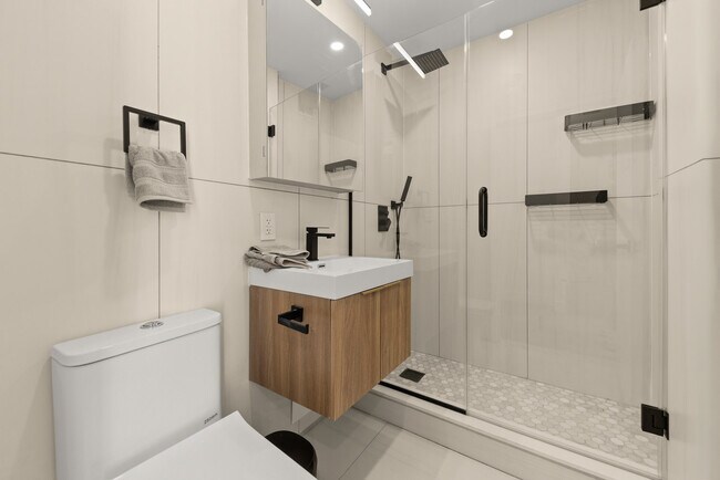 Building Photo - 19 St Marks Pl