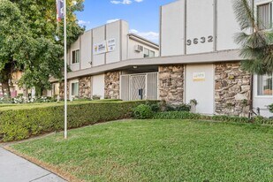 Building Photo - 9632 Ball Road