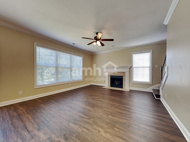 Building Photo - 10225 Boston Ln