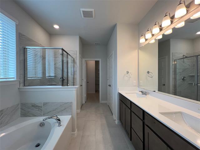 Building Photo - 3033 Burwick Ln