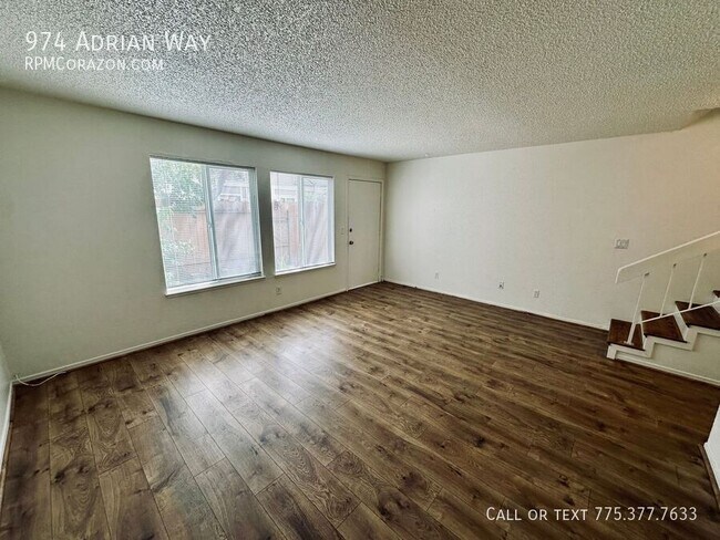 Building Photo - 974 Adrian Way