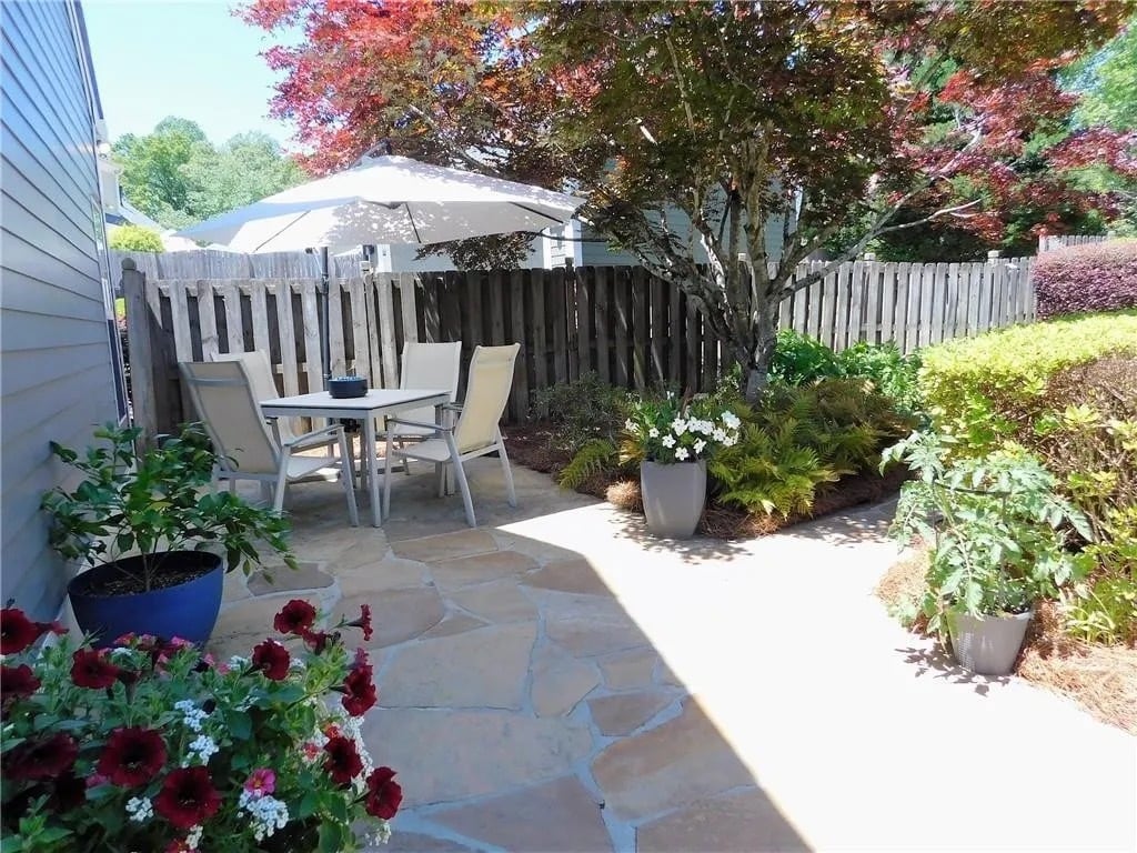 Patio - 351 Pinehurst Way
