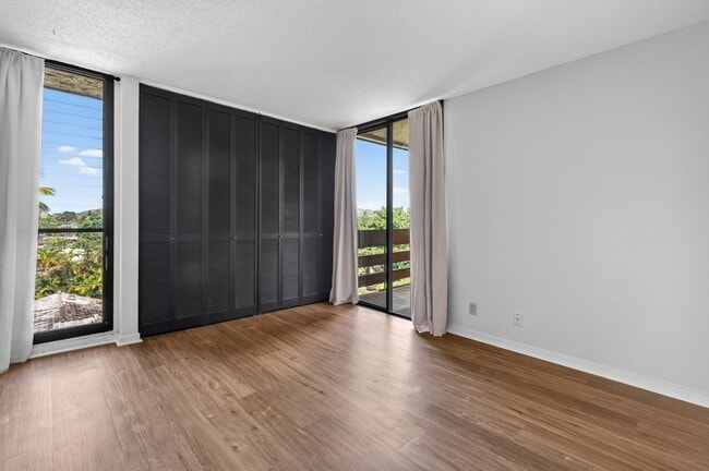 Building Photo - 1015 Aoloa Pl