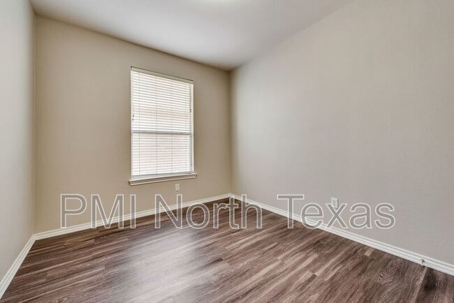 Building Photo - 2686 Bull Shoals Dr