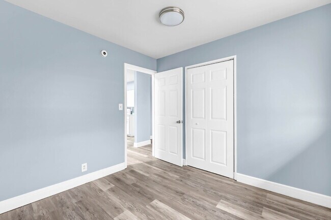 Building Photo - !!!!Fully Renovated 3 Bedroom Home in a Convenient Clarksville Location!!!!