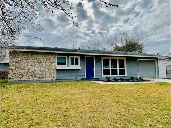 Building Photo - 3406 Maywood Dr
