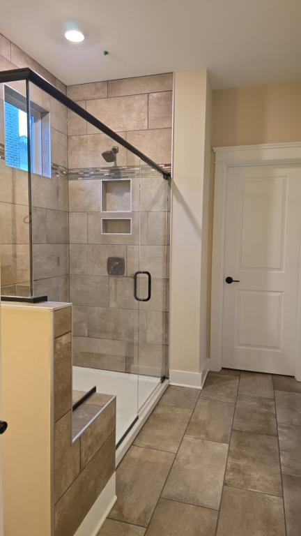 Building Photo - 6002 Bedstone Dr