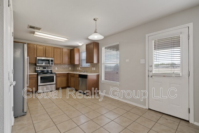Building Photo - 216 Anvil Pl