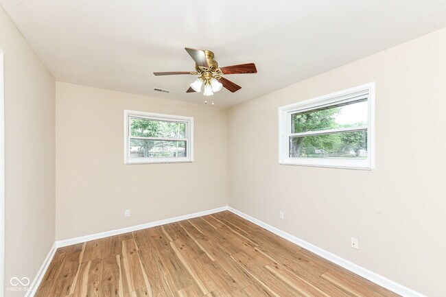 Building Photo - 651 Fabyan Rd
