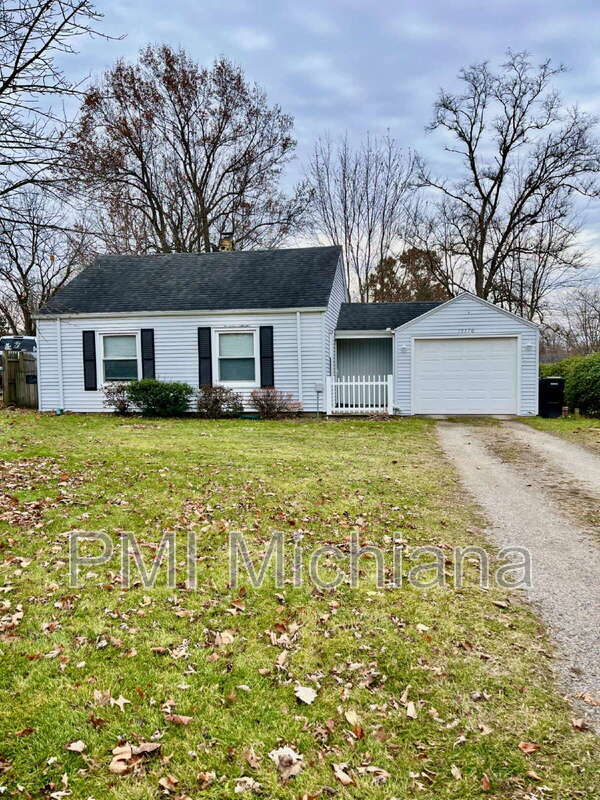 Building Photo - 19770 Kern Rd