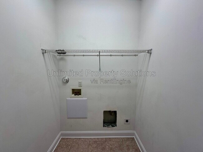 Building Photo - 5009 Whitner Dr