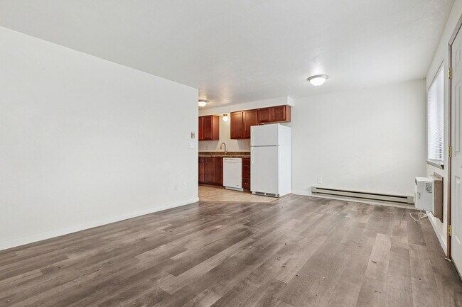 Building Photo - 1316 Garfield Ave