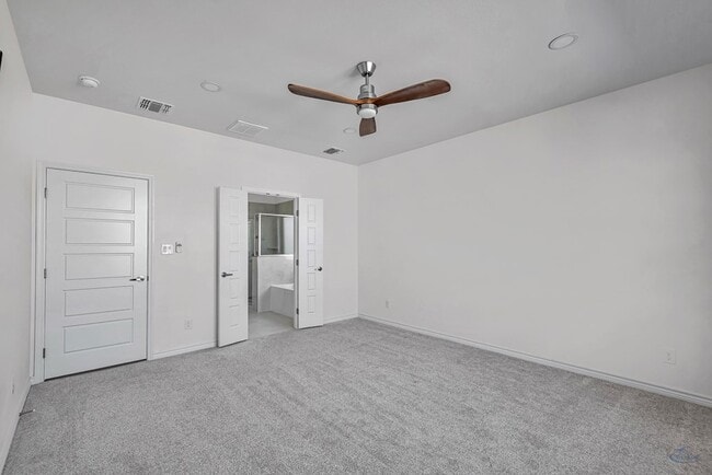 Building Photo - 1813 Wrigley Dr