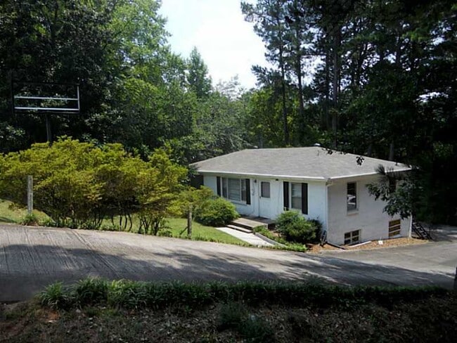 Building Photo - 4267 Chamblee Tucker Rd