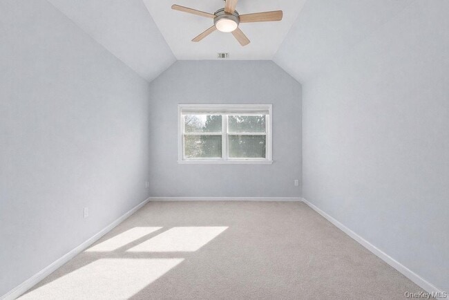 Building Photo - 305 Glenwood Dr