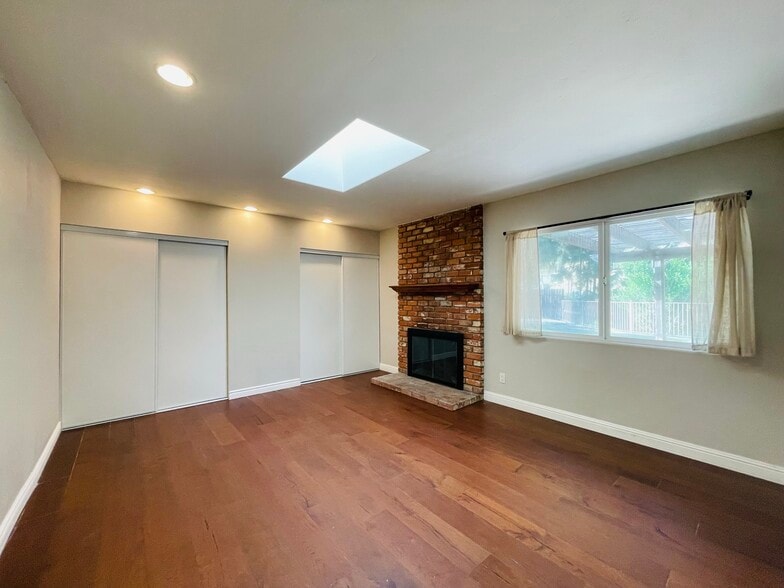 Building Photo - 5664 Campanile Way