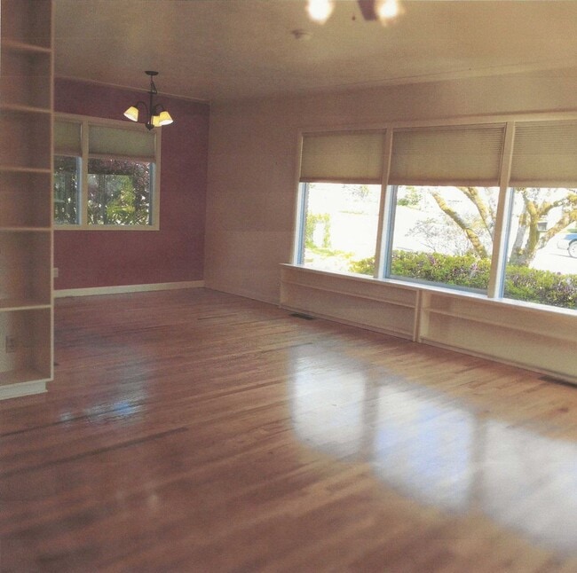 Building Photo - Available August 6th: Must See Mid Century...